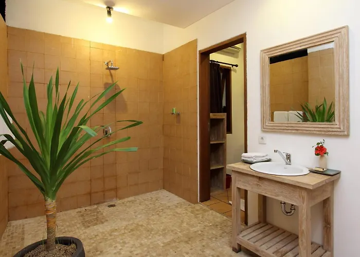 Mojo Guest house 3*